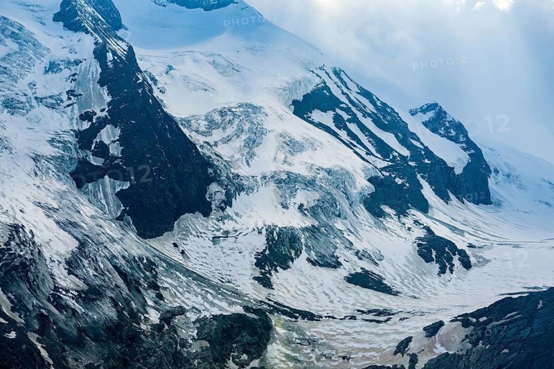 View of Grossglockner, highest mountain in Austria, Alps, Heiligenblut am Grossglockner, Carinthia, Austria