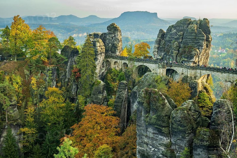 Autumn in the Elbe Sandstone Mountains in Saxon Switzerland, Lohmen, Saxony, Germany