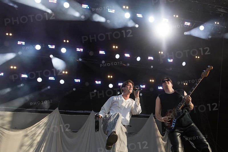 Frederik Rabe (vocalist) and Luca Göttner (bassist) from the band Giant Rooks at the Highfield Festival on Friday, Störmthaler See, 14 August 2026