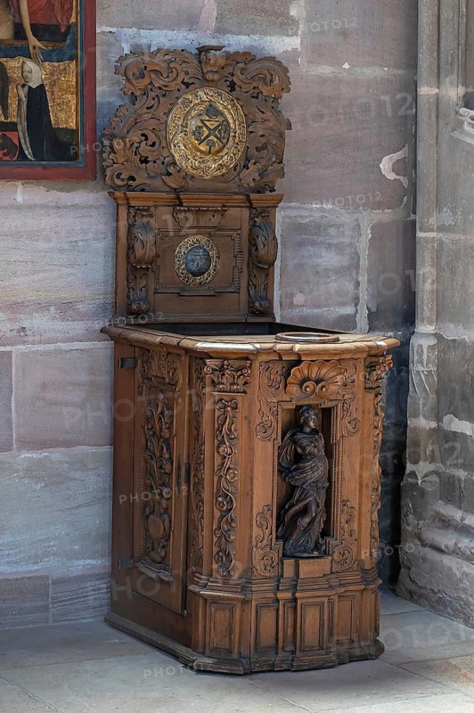 Craftsman's chair, alms chair from 1698, guild of cloth and linen weavers, Lorenz Church, Nuremberg, Middle Franconia, Bavaria, Germany