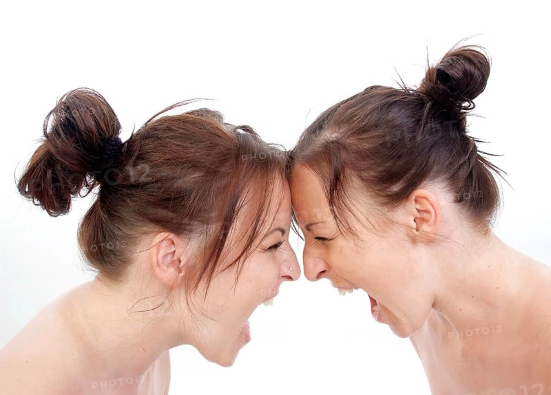Twins screaming at each other - twins screaming each other, Austria