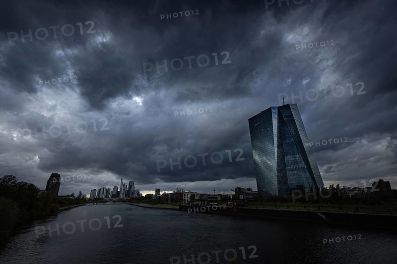 Dark rain clouds in the sky over the European Central Bank (ECB) in Frankfurt am Main, Frankfurt am Main, Hesse, Germany