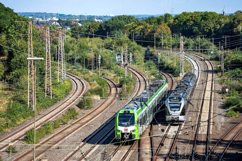 Railway line, 6-track, east of Essen main station, view towards Bochum, local and long-distance trains run here, Rhine-Ruhr Express, RRX train, regional express, regional train RE16, S-Bahn, North Rhine-Westphalia, Germany