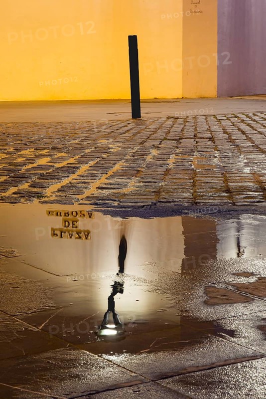 Night view of Plaza de Europa, an atmospheric square in the old fishing and harbour district of La Ranilla, Puerto de la Cruz, Tenerife, Canary Islands, Spain
