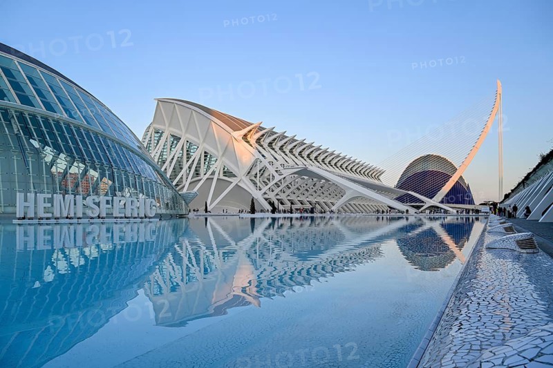 L'Hemisferic, IMAX cinema, and Museo de las Ciencias Principe Filipe, Ciudad de las Artes y de las Ciencias, city of arts and sciences built by Spanish architect Santiago Calatrava, Valencia, Spain