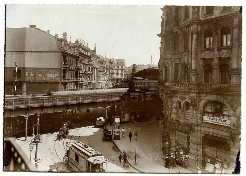 Berlin, Mitte, Börse railway station, later Hackescher Markt, Stadtbahn, historic city view with bridge, tram and buildings in the early 20th century, Oskar Sparke, around 1908