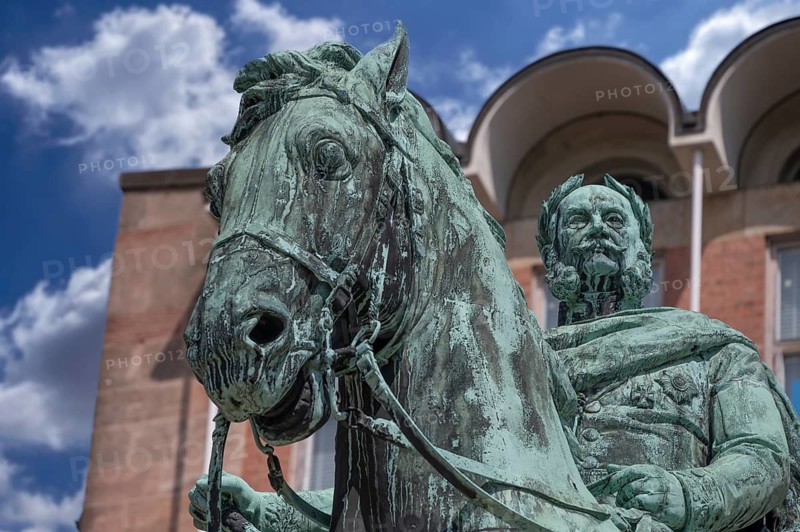 Detail, equestrian statue of Wilhelm I, unveiled in 1905, cloudy sky, Egidienplatz, Nuremberg, Middle Franconia, Bavaria, Germany