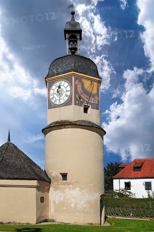 Old clock tower, 16th century, on Burghausen Castle, Burghausen, Upper Bavaria, Germany