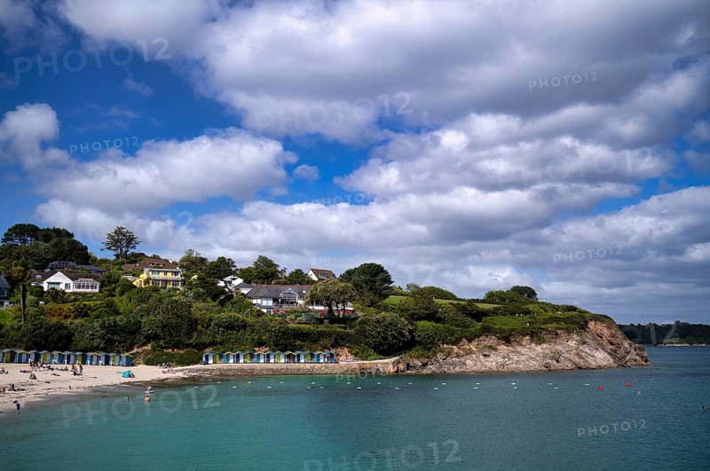 Swanpool Beach, sandy beach, behind villas, houses, beach huts, beach cabins, Falmouth Bay, Cornwall, England, Great Britain, Great Britain