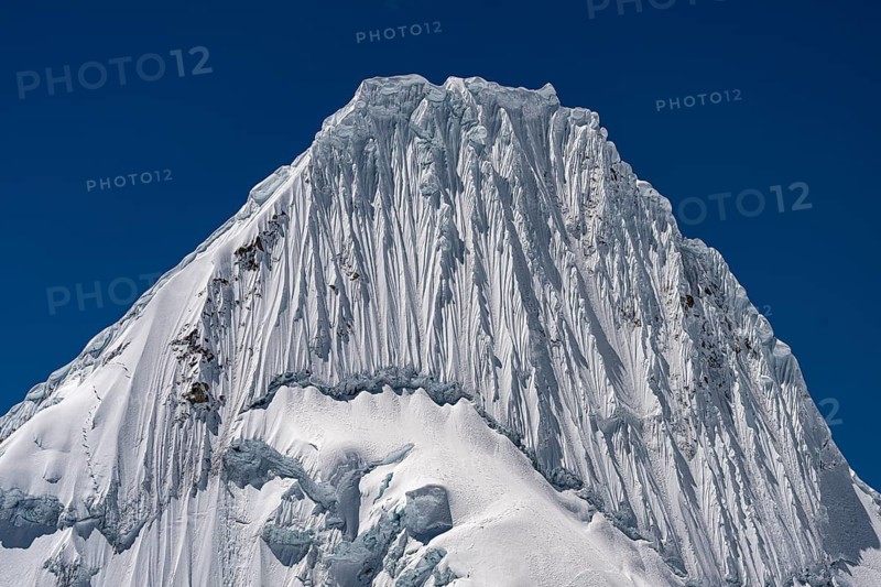 Alpamayo, southwest face, 5947 m, with the title of most beautiful mountain in the world, Cordillera Blanca, Huascaran National Park, northern Peru, Peru, South America