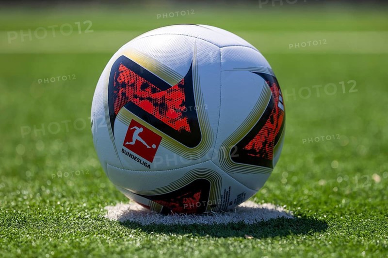 Close-up of the match ball (adidas Bundesliga 26/27 Torfabrik) for the 2026/27 Bundesliga season (illustrative image)
