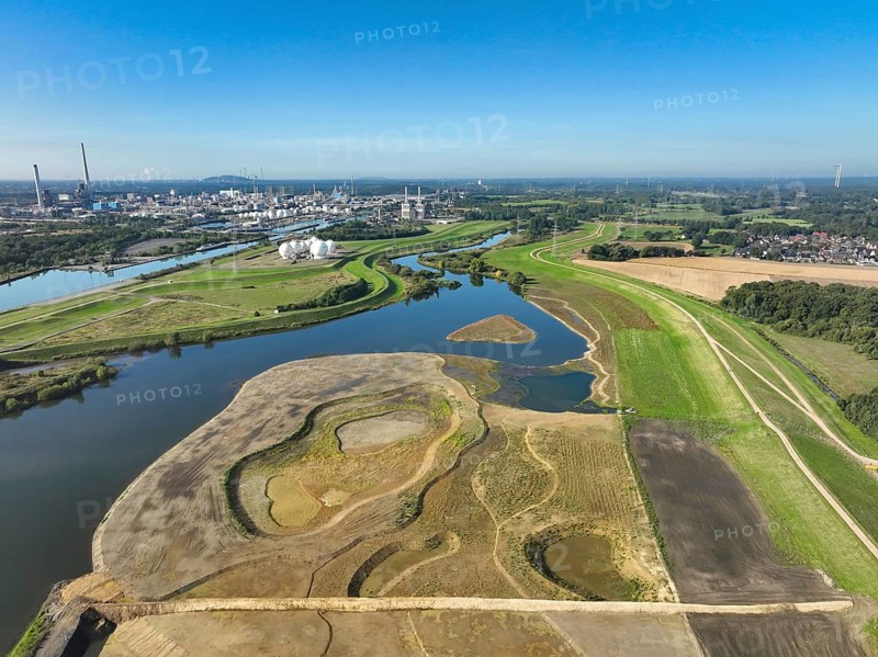 Haltern-Marl, North Rhine-Westphalia, Germany - Lippe, flood protection in the Haltern-Lippramsdorf-Marl area (HaLiMa) . Flood protection on the River Lippe by relocating the dyke and thus extending the floodplain. Marl Chemical Park at the back