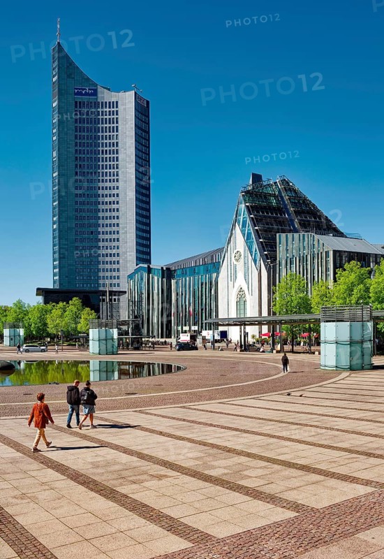 Paulinum, auditorium and university church of St. Pauli and Leipzig City Tower on Augustusplatz, University, Leipzig, Saxony, Germany