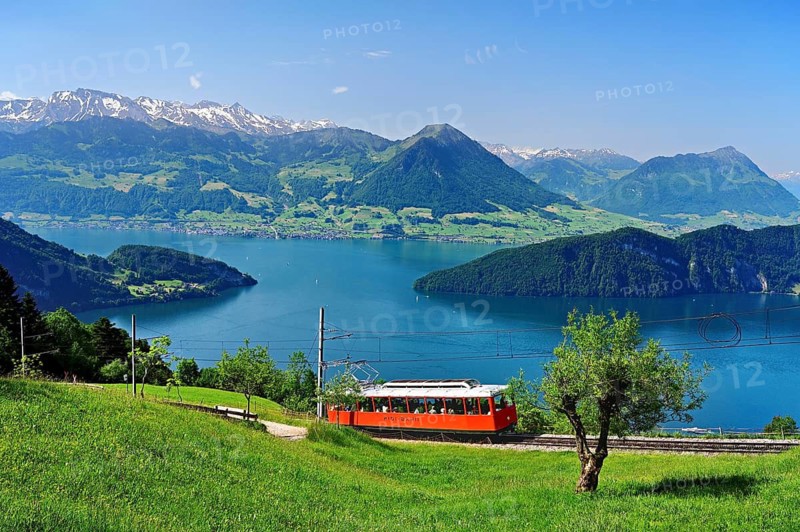 Railcar 2 from 1937, Vitznau Rigi Bahn, behind Lake Lucerne with Buochserhorn, Bürgenstock, Stanserhorn, Vitznau, Canton of Lucerne, Switzerland