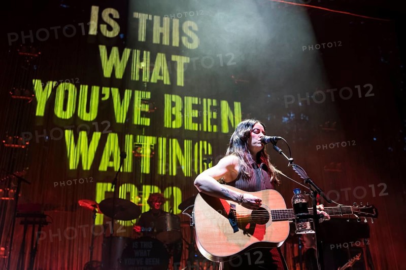 Amy Macdonald live on Is This What You've Been Waiting for? Tour in Berlin's Tempodrom on 11.02.2026