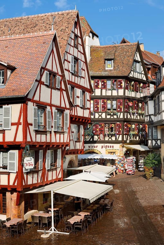 Half-timbered houses with restaurants in the old town, Colmar, Haut-Rhin, Alsace, Grand Est, France
