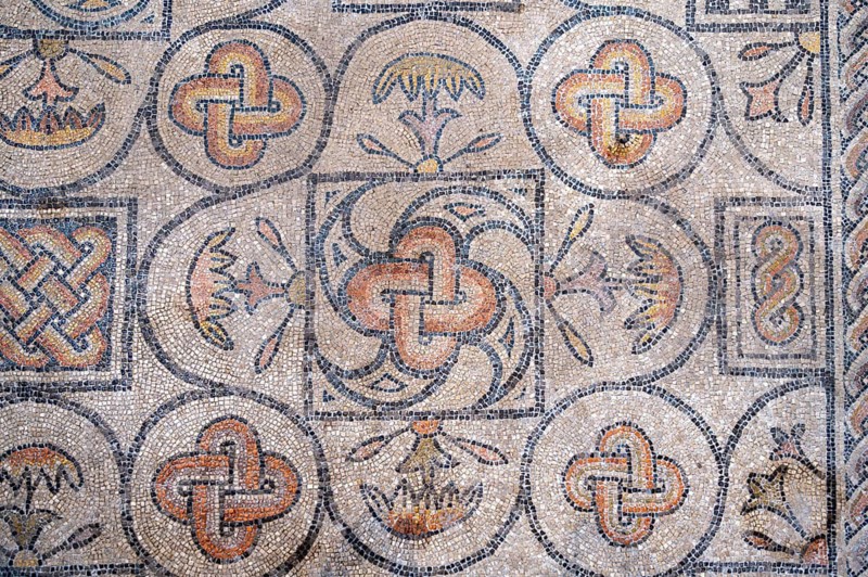 Detailed floor mosaic with geometric patterns, Basilica di Santa Maria Assunta, Basilica of Aquileia, UNESCO World Heritage Site, Aquileia, Friuli, Italy