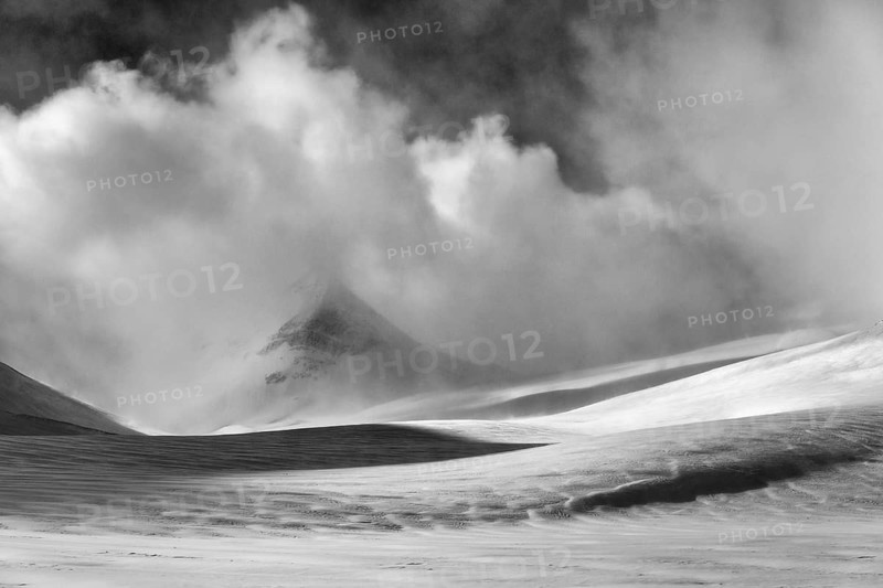Winter landscape, Stuor Reidavaggi, Kebnekaisefjäll, Norrbotten, Lapland, Sweden, March 2020