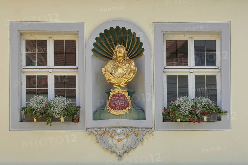 Bust and monument to Margrave Karl Wilhelm of Baden-Durlach, inscription, two windows, old town hall built in 1729, market square, Emmendingen, Breisgau, Baden-Württemberg, Germany
