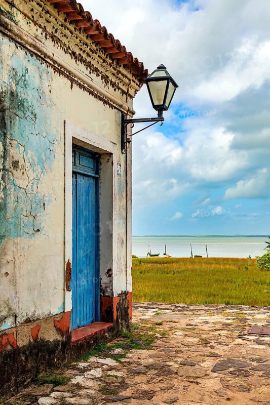 A colonial house deteriorated by time, facing the sea in the historic city of Alcantara in Maranhao, Alcantara, Maranhao, Brazil