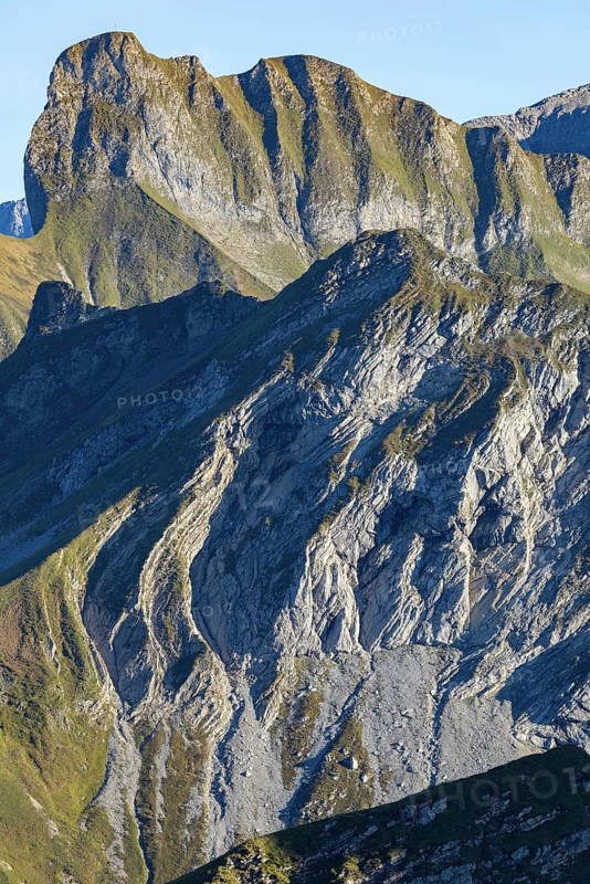 Layered folds in limestone, behind the snail, 2268 m, group of thumbs, Allgäu Alps, Allgäu, Bavaria, Germany