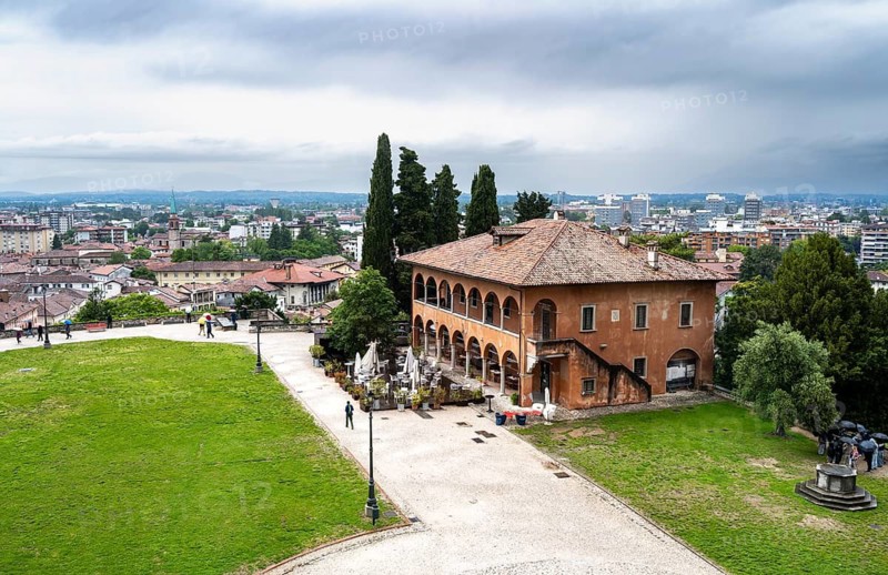 Piazzale del Castello and Casa della Contadinanza, view from Castello di Udine Castle, Old Town, Udine, Friuli-Venezia Giulia, Italy