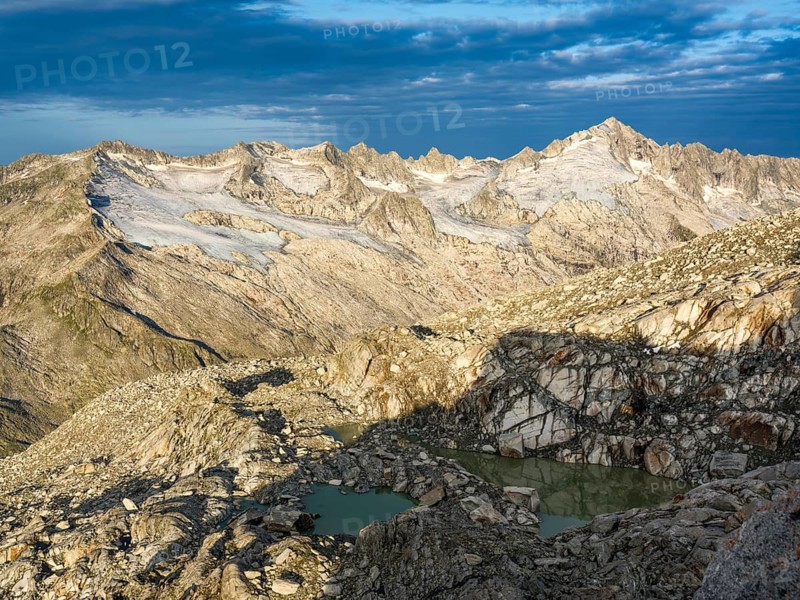 Glaciated mountains at sunrise, Schlieferspitze, Venice Group, Hohe Tauern National Park, Province of Salzburg, Austria