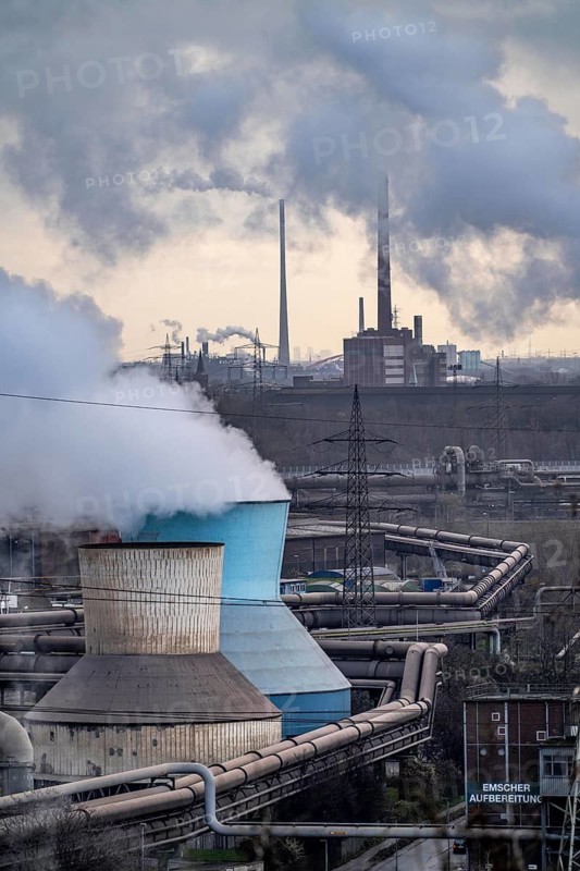 Panorama of the Thyssenkrupp Steel steelworks in Duisburg-Bruckhausen, cooling towers, at the Hamborn power plant, pipelines, in the background the Thyssenkrupp power plant Hermann Wenzel in Ruhrort, North Rhine-Westphalia, Germany