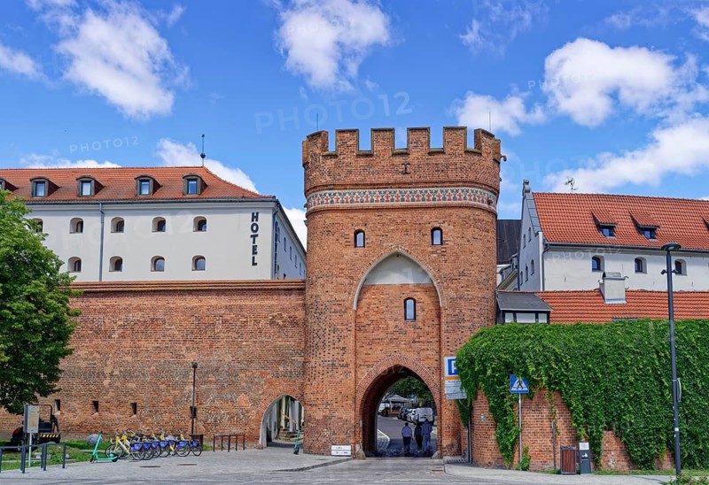 City wall around the old town of Torun. The historic old town is a UNESCO World Heritage Site. Torun, Kujawsko-Pomorskie, Poland