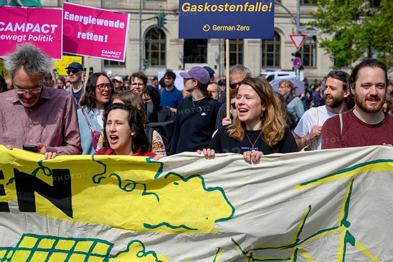 Demo from the Alliance for Renewable Energy with Fridays for Future, NGOs and associations, Berlin, 18.04.2026