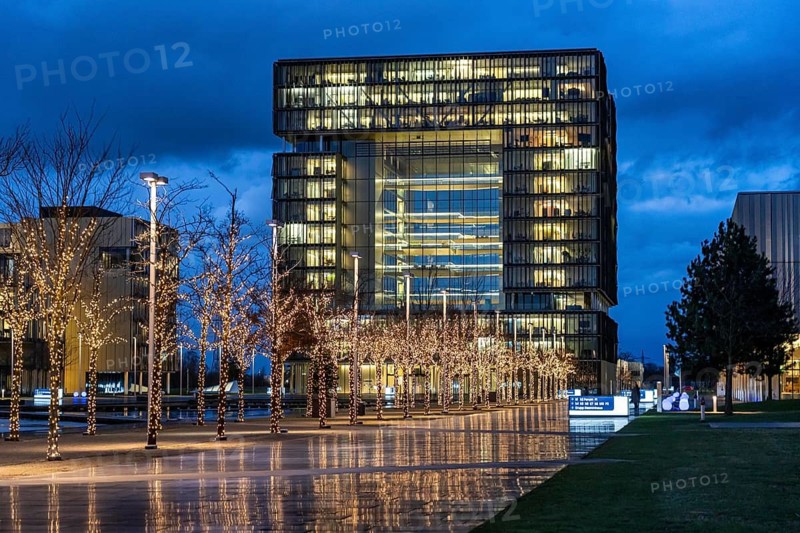 The Ruhr Tech Campus Essen, formerly the Thyssenkrupp Campus, headquarters of Thyssenkrupp, building K1, since 2024 other companies such as E.ON and Siemens have been located on the site, Essen North Rhine-Westphalia, Germany