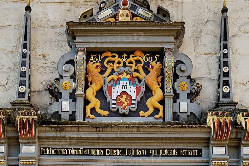 Portal Detail with Town Coat of Arms at Münden Town Hall, Weser Renaissance, Hann. Münden or Hannoversch Münden, Lower Saxony, Germany