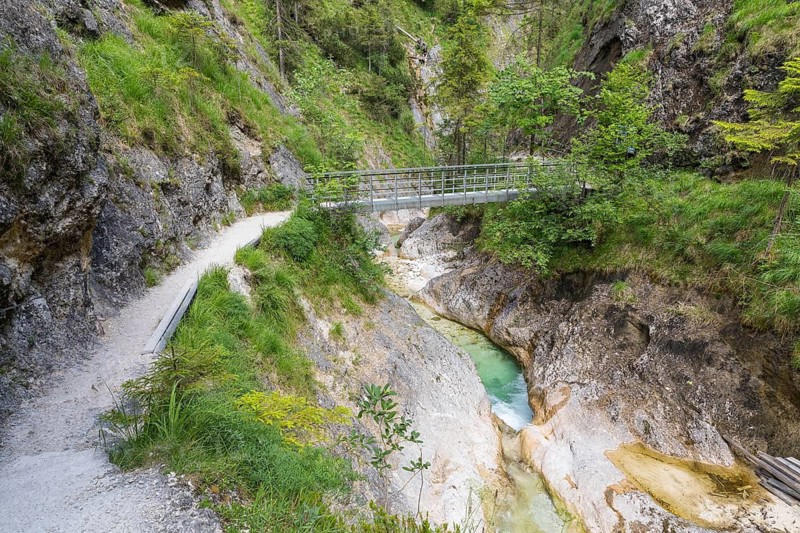 Hiking trail through the Almbach Gorge near Ettenberg, Berchtesgadener Land, Bavaria, Germany
