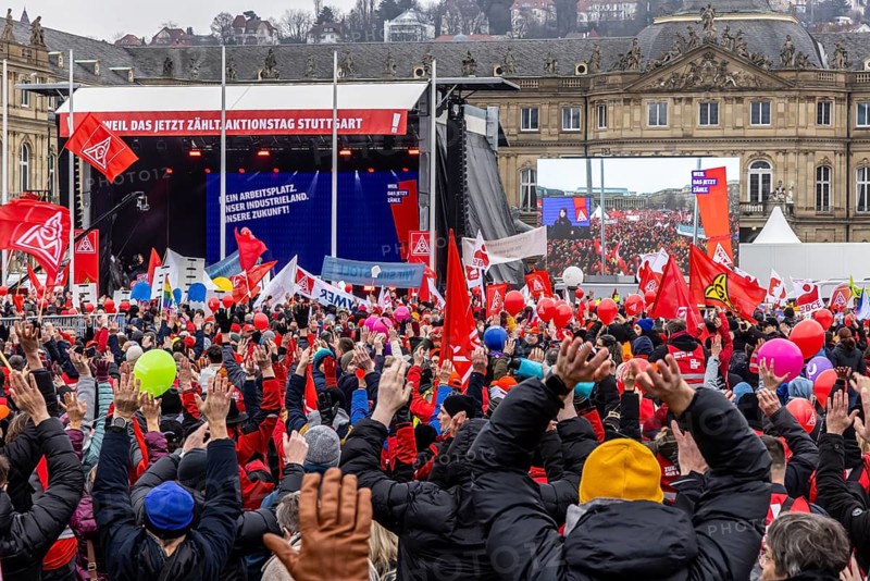 Day of action organised by IG Metall in Stuttgart. Metalworkers rally to fight for the future of industrial jobs. Their demands: Employers should stop cutting jobs and refrain from site closures and relocations. The union is expecting 25, 000 participants. Stuttgart, Baden-Württemberg, Germany