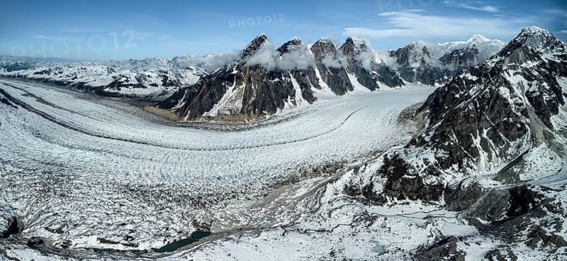 Mount Church, Mount Grosvenor, Mount Johnson Mount Wales and Mount Bradley in front of Ruth Glacier, Alaska Range glaciers and mountains, Alaska, USA