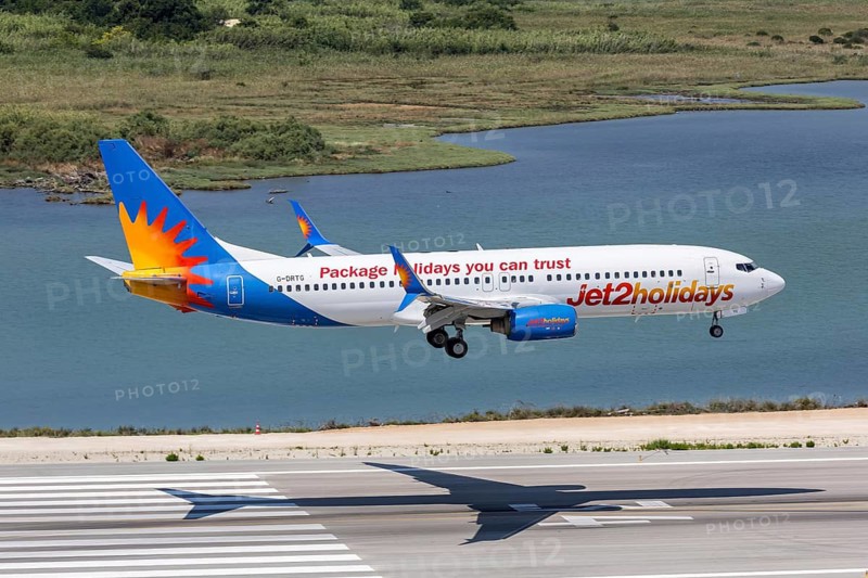 A Jet2 Boeing 737-800 aircraft with the license plate G-DRTG at Corfu airport, Greece
