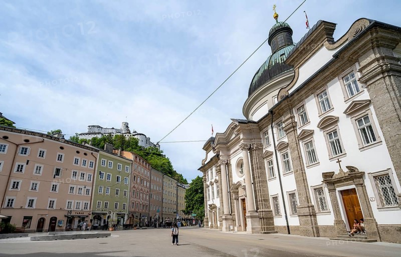 Kajetanerplatz with Kajetanerkirche, behind Hohensalzburg Fortress, Old Town, Salzburg, Austria