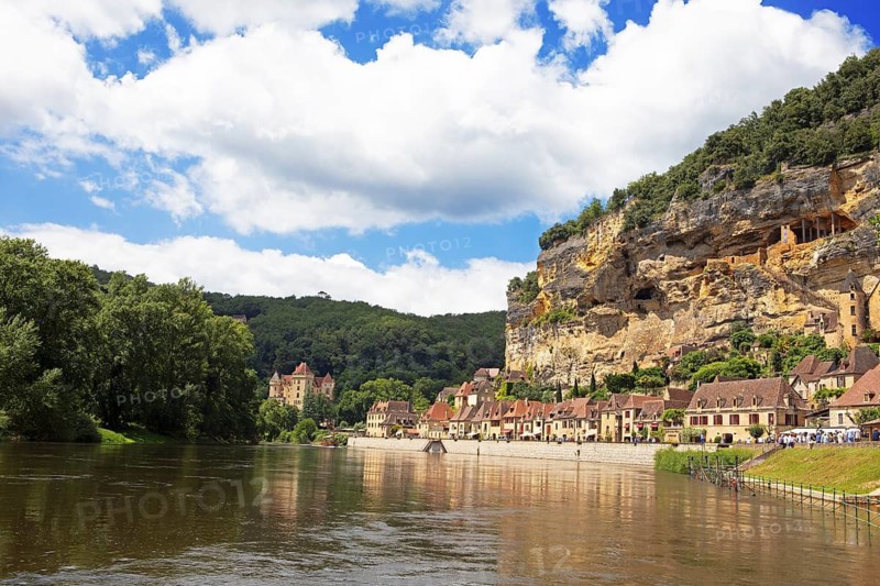 La Roque-Gageac aan der Dordogne, Dordogne Department, Sarlat-la-Canéda Arrondissement, Perigord Noir, France