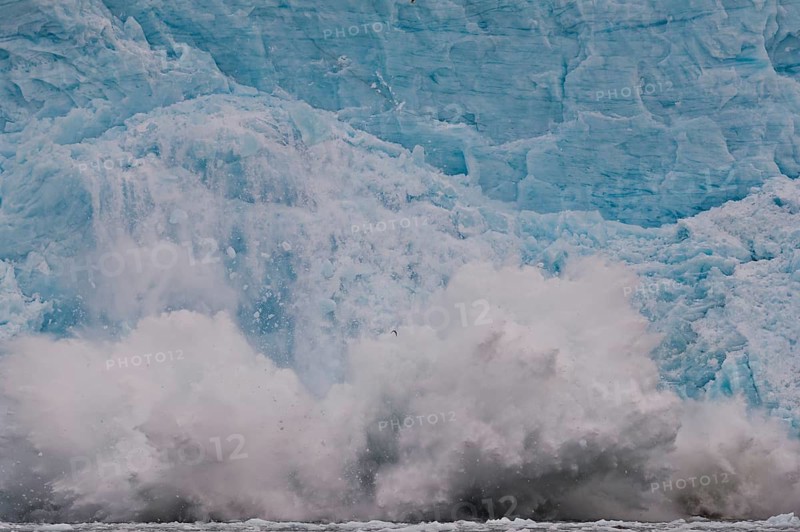 Calving glacier, edge of Monacobreen, Liefdefjord, Woodfjord area, Spitsbergen Island, Svalbard and Jan Mayen archipelago, Norway