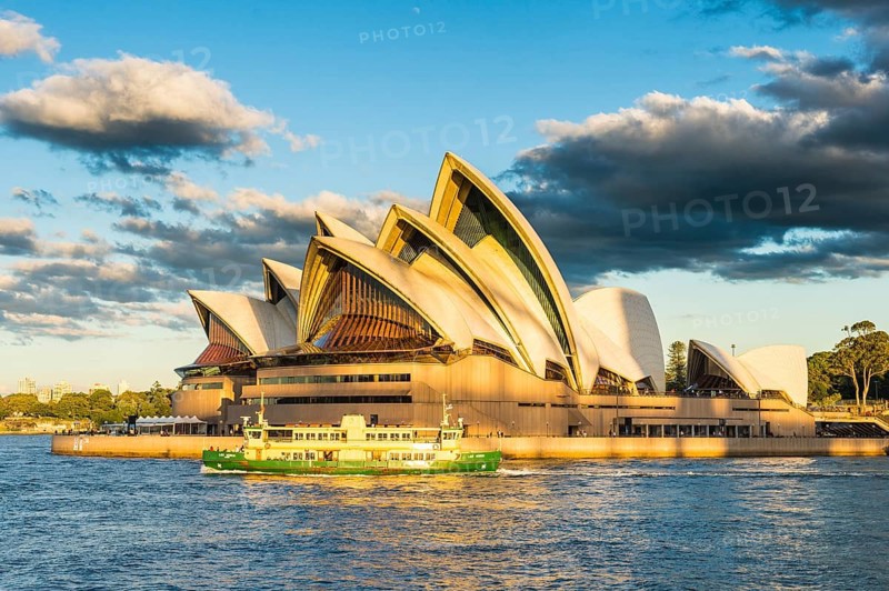 Sydney opera at sunset, New South Wales, Australia