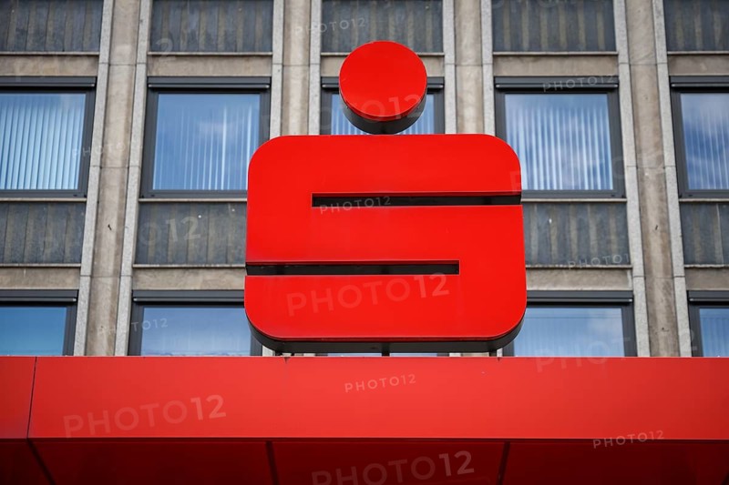 Bottrop, North Rhine-Westphalia, Germany, Sparkasse, Logo on the facade of a Sparkasse branch