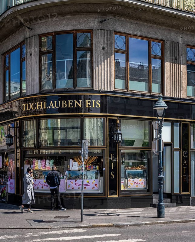 Historic corner house, Tuchlauben Eis, Vienna, Austria