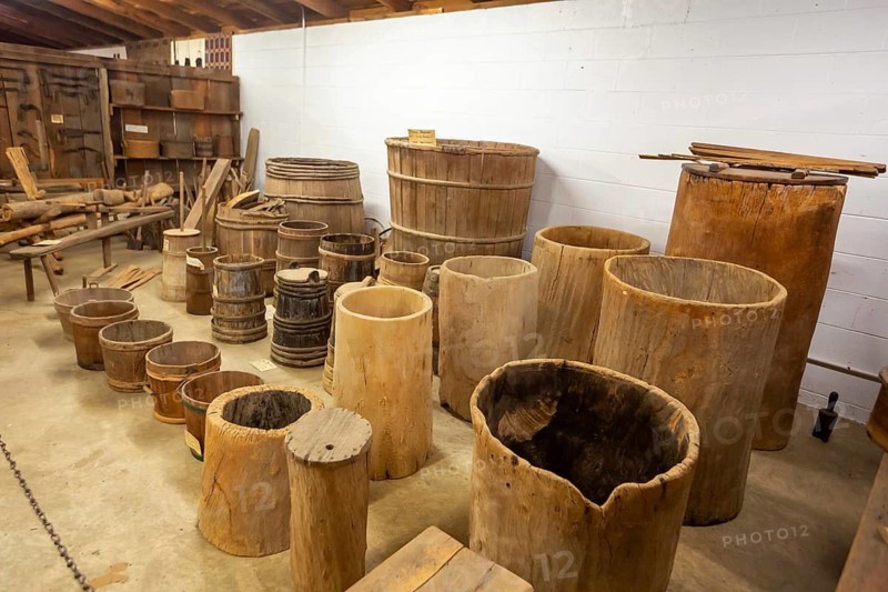 Clinton, Tennessee - The Museum of Appalachia, a collection of pioneer buildings and artifacts