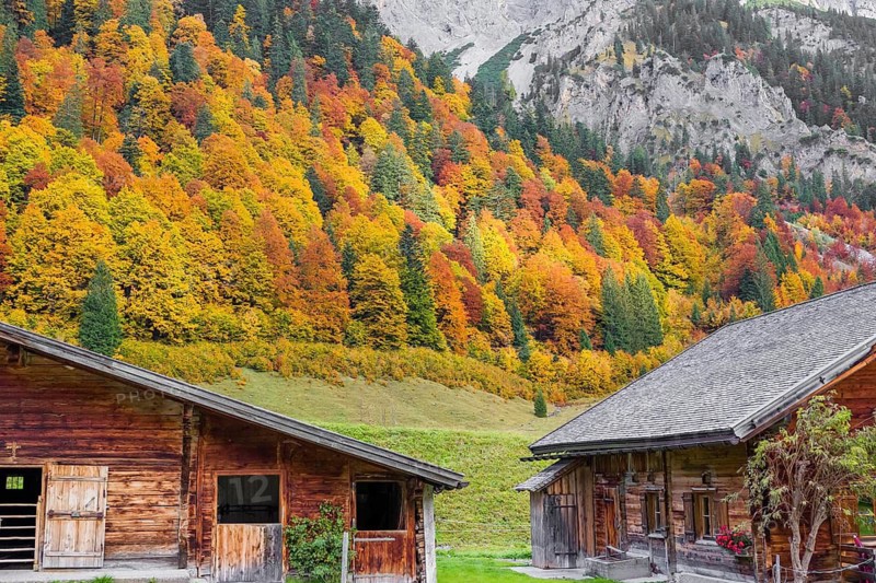 Farm buildings of the Eng alp, Eng valley, Tyrol, Austria
