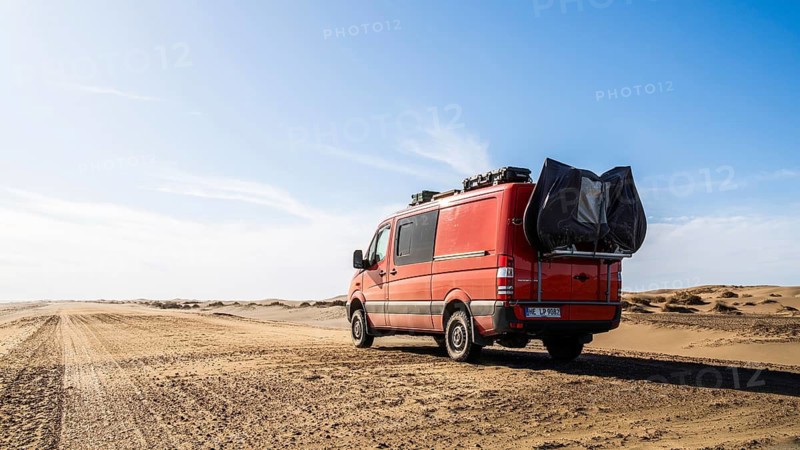 4x4 campervan away from paved roads, Ruta Provincial 1 Rio Negro, Rio Negro Province, Argentina