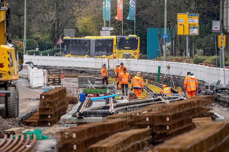 Large-scale construction site in the city center of Essen, Herkulesstraße, the construction of new tracks for the new Stadtbahn-Essen, a new tram line in the city center that will connect the west of the city with the new Essen-51 district, North Rhine-Westphalia, Germany