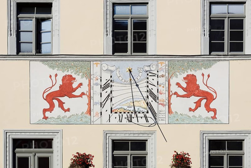 Town Hall, façade with sundial, Pirna, Saxon Switzerland-Eastern Ore Mountains, Saxony, Germany