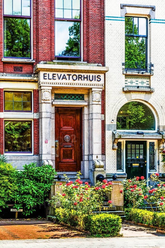 Elevatorhuis an der Parklaan 8, mix of Neo-Renaissance and Art Nouveau, Scheepvaartkwartier district, Rotterdam, Netherlands