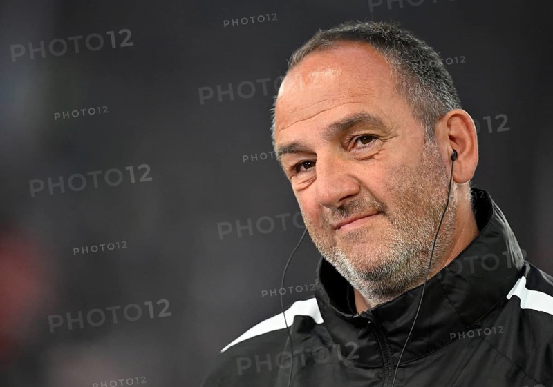 Coach Frank Schmidt 1. FC Heidenheim 1846 FCH Portrait smiles MHPArena, MHP Arena Stuttgart, Baden-Württemberg, Germany