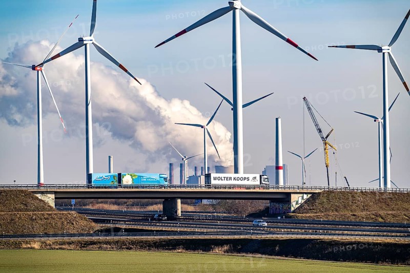 RWE Power brown coal power plant Neurath, RWE wind farm, Jackerath motorway junction, A44 and A61, near Bedburg, North Rhine-Westphalia, Germany
